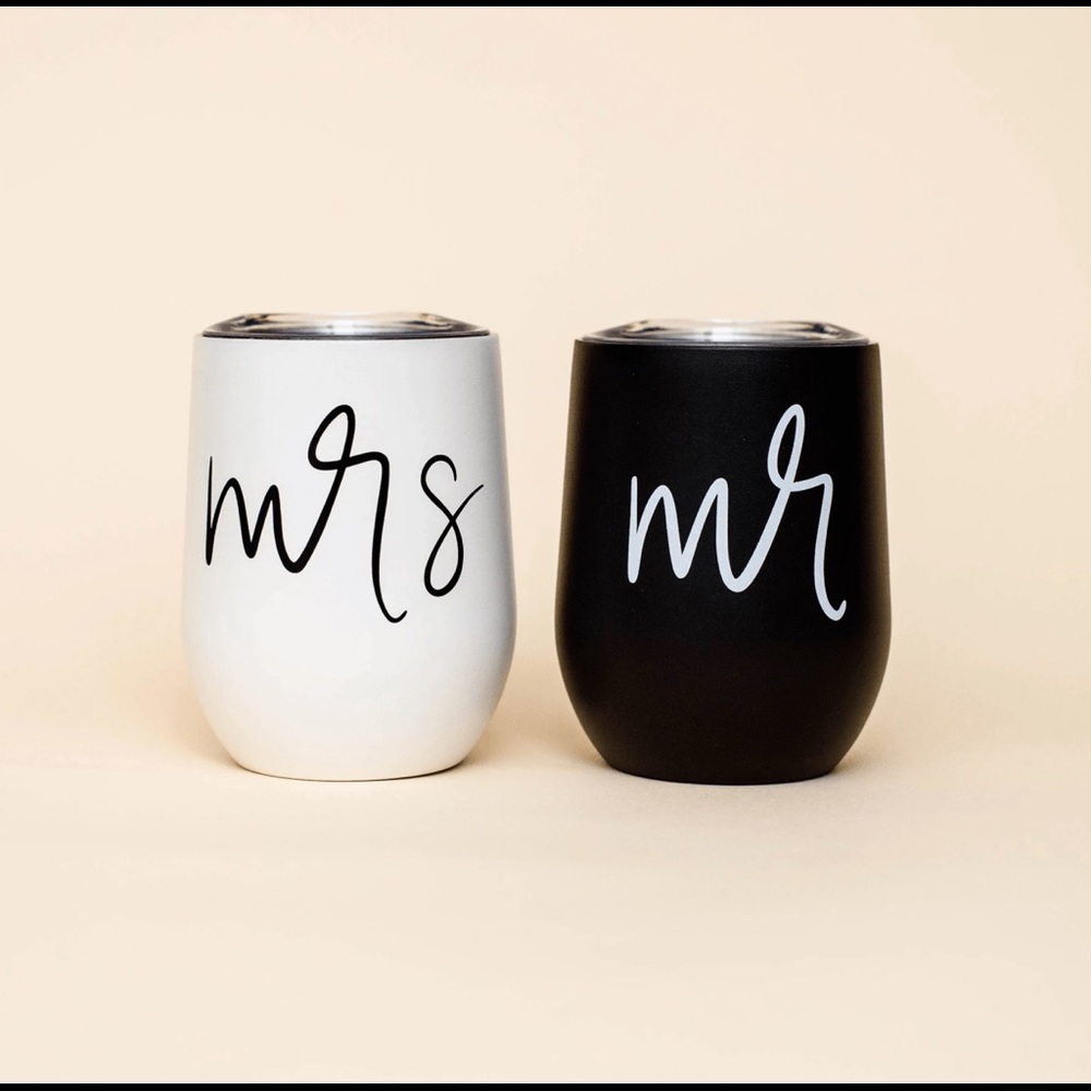 Mr & Mrs Wine Tumblers, Bridal Shower Gift Wedding